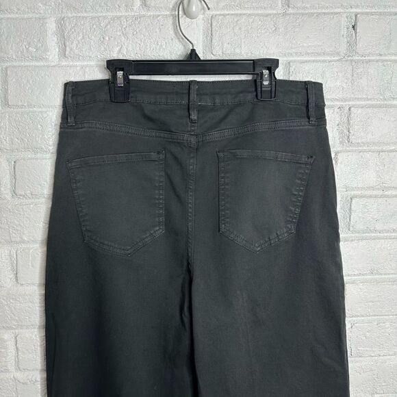 FRAME Cropped Tapered High Waisted Black Jeans size 27 - Picture 6 of 9